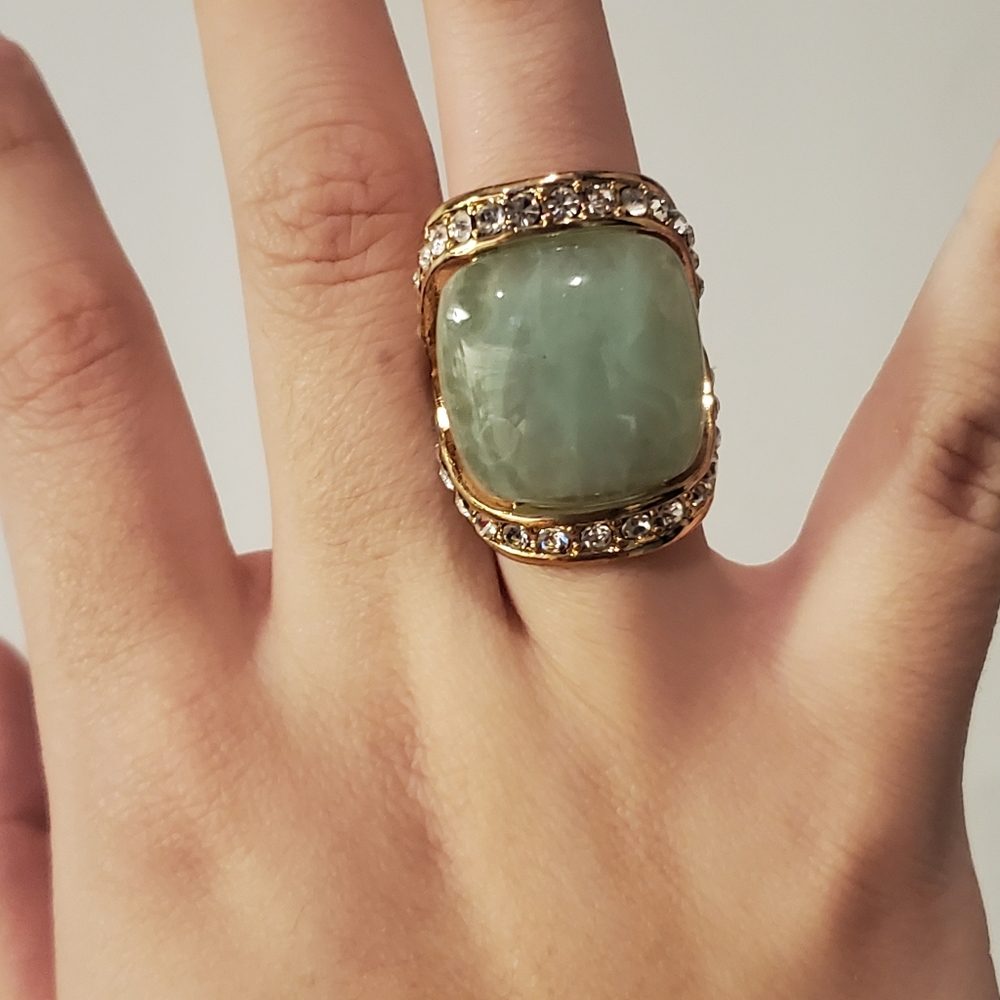 Ring - Picture 4 of 5